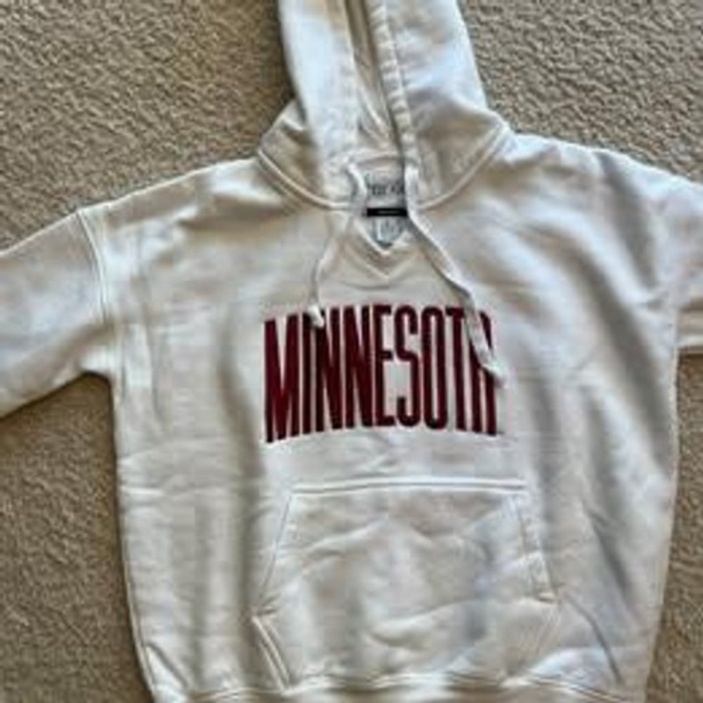New UM University of Minnesota Gophers White V-Neck Hoodie Sweatshirt Women M